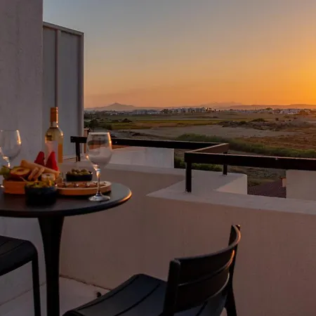 בית נופש 3br Sunset View Retreat Steps From The By Cyprus Horizons *