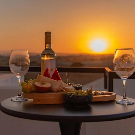 בית נופש 3br Sunset View Retreat Steps From The By Cyprus Horizons בורוקליני