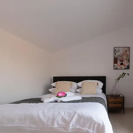 3br Sunset View Retreat Steps From The By Cyprus Horizons