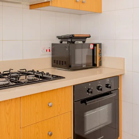 3br Sunset View Retreat Steps From The By Cyprus Horizons בורוקליני