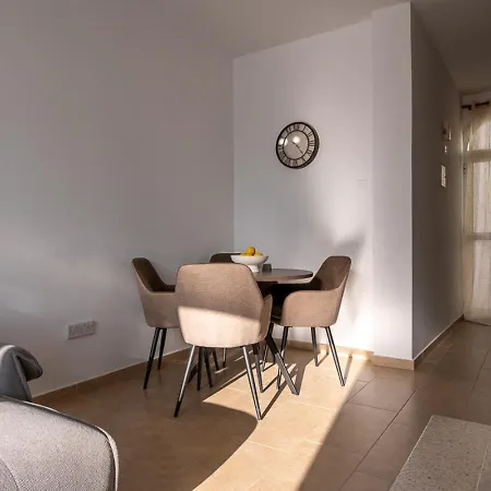 Semesterbostad Telmar Larnaca 